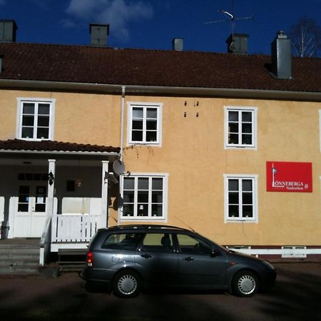 Loenneberga Vandrarhem & Hostel Экстерьер фото