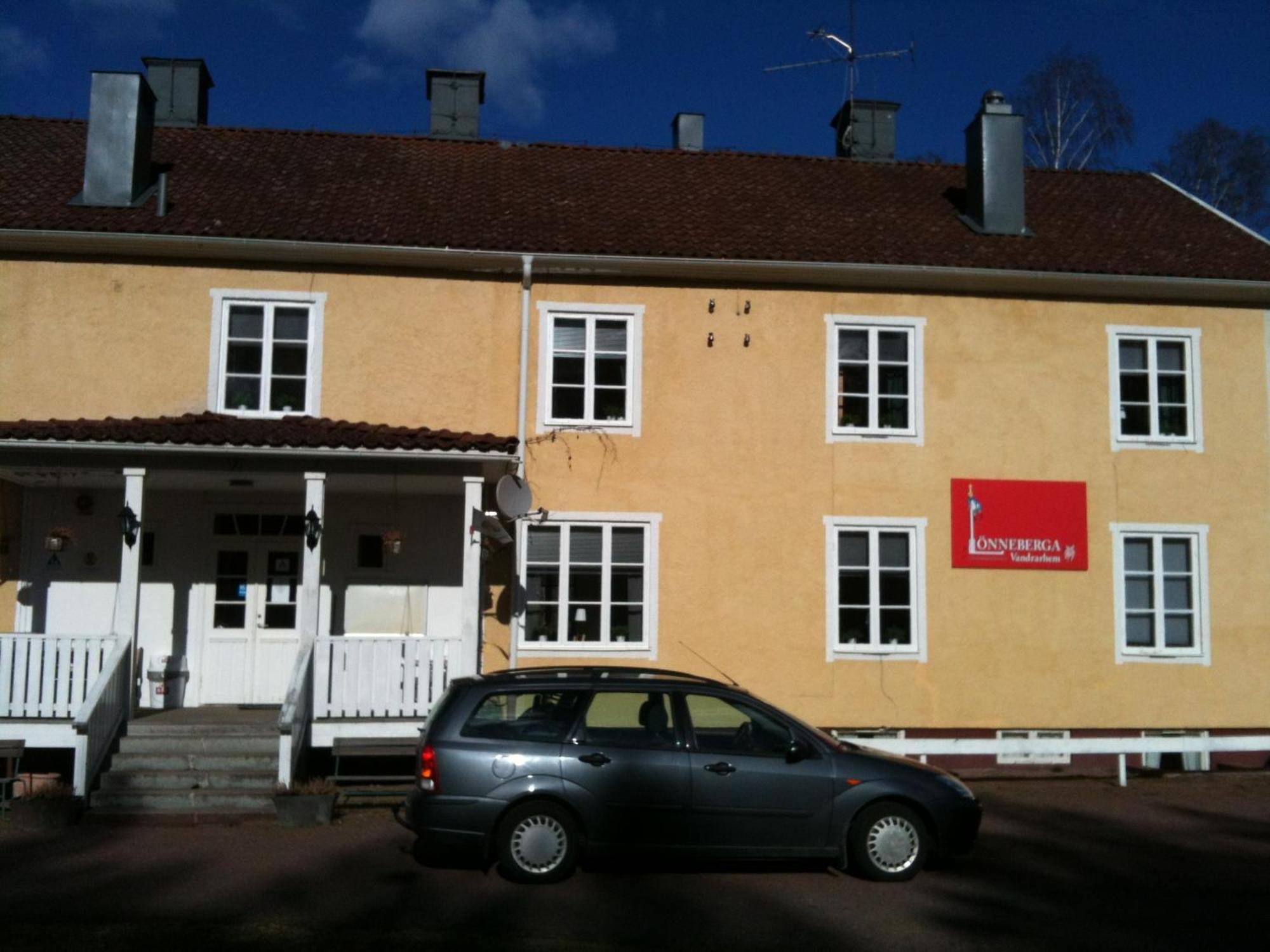 Loenneberga Vandrarhem & Hostel Экстерьер фото